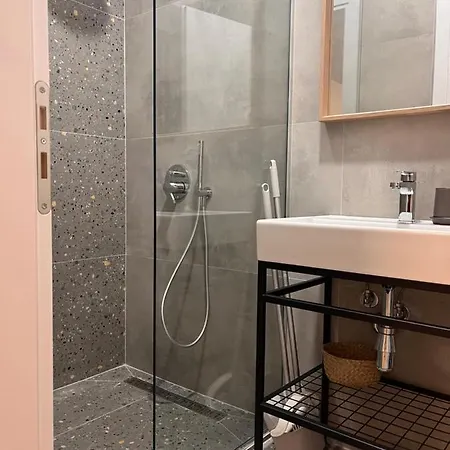 Hotel Get Comfy Sarandë